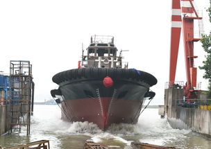 创新工艺显神威，镇江船厂3676kw全回转拖船成功采用气囊下水